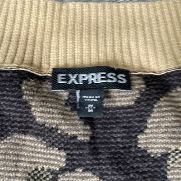 Express leopard print V neck sweater size M - Picture 2 of 4